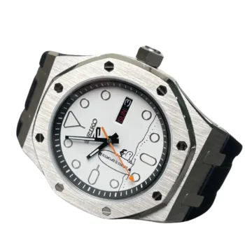 40mm Seiko Mod with Day-Date and Snoopy Cartoon Dial